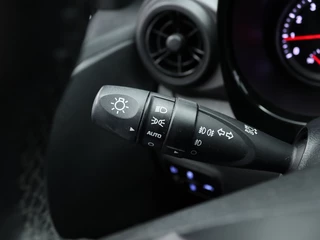 Hyundai i10 Hyundai i10 1.0 Comfort Automaat | Carplay | 14