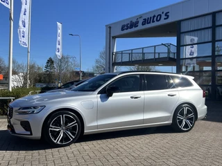 Volvo V60 Trekhaak Panodak Elek.stoelen + Nappa Leer Stoelverwarming + Ventilatie Stuurverwarming 19 Inch Velgen Carplay Extra Getint Glas Donkere Hemel 1e Eigenaar Plug In Hybride - afbeelding nr 2