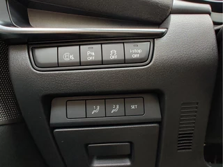 Mazda 3 Alcantara | Elek. stoelen | Keyless | Bose - afbeelding nr 28