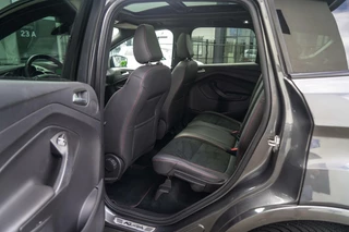 Ford Kuga Ford Kuga 1.5 EcoBoost ST Line PANO / CAMERA / STUURVERWARMING - afbeelding nr 17