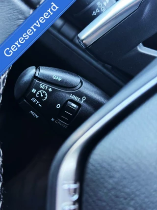 Peugeot 3008 Peugeot 3008 1.2 PureTech Allure /Leder/Camera/Automaat/Led/Massagestoelen/Apple Carplay/Cruise Control/131PK /stoelverwarming - afbeelding nr 18