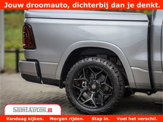 Dodge Ram 1500 Dodge Ram 1500 Night Premium | Full Option | De Meest Luxe Pick-Up in zijn Klasse | Comfortabele Dubbele Cabine met Royale 5 Zitplaatsen | BPM vrij | Nu Leverbaar uit Voorraad | Voorraad Nr 2215 - 4984 - afbeelding nr 16