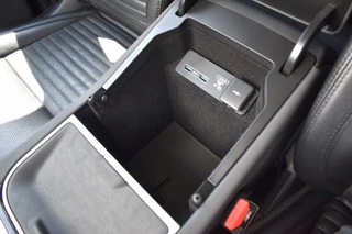 Land Rover Discovery Sport Land Rover Discovery Sport P300E 1.5 S / LEDER / P.CAM./ APPLE CARPLAY / LED KOPL. - afbeelding nr 20