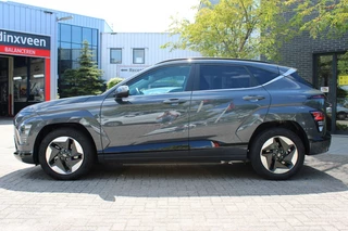Hyundai Kona Hyundai Kona Electric Comfort-Smart 65.4 kWh|Navi|Camera|PDC|BSW|Winter|Rijklaa - afbeelding nr 2