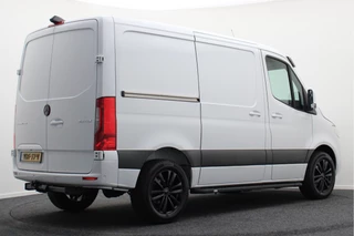 Mercedes-Benz Sprinter Leer, Airco, Camera, Apple CarPlay, Cruise, DAB, Zonneklep, Trekhaak, 18” - afbeelding nr 21