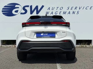 Toyota C-HR Toyota C-HR 2.0 Hybrid 200 Team D | CarPlay | ACC | Camera | LED | Dodehoek | Keyless | 18 inch - afbeelding nr 7