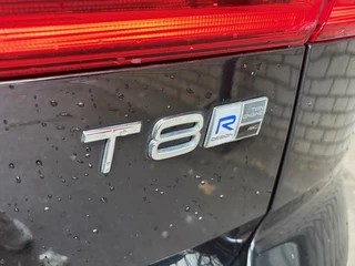 Volvo XC60 Volvo XC60 2.0 T8 TE AWD R-Design|Massage|HUD|Pano|B&W|Trekhaak - afbeelding nr 11