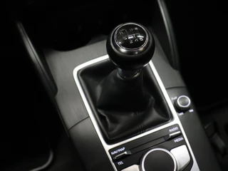 Audi A3 Audi A3 Limousine 1.5 TFSI CoD Sport Lease Edition [TREKHAAK INKLAPBAAR, PARKEERSENSOR ACHTER, NAVIGATIE, CRUISE CONTROL, AIRCO, NIEUWSTAAT] - afbeelding nr 16