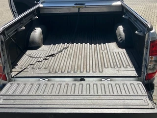 Nissan Navara - afbeelding nr 17