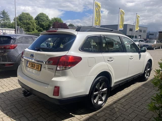 Subaru Outback Subaru Outback 2.5i-X Luxury Automaat Trekhaak Stoelverwarming - afbeelding nr 4