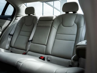 Volvo S60 Volvo S60 2.0 B4 Inscription|PANO|MASSAGE|ACC|18''|CARPLAY - afbeelding nr 16