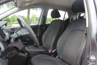 Hyundai i10 Hyundai i10 1.0i Go! 2017 / Navigatie / Apple CarPlay / Bluetooth / Lichtmetalen Velgen / Cruise control / Climate Control - afbeelding nr 4