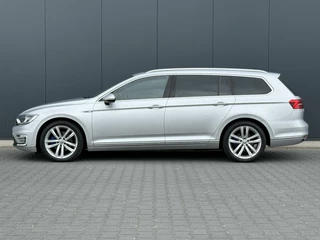 Volkswagen Passat Volkswagen Passat Variant 1.4 TSI GTE Highline Pano - Led - Leder - Dynaudio - afbeelding nr 9