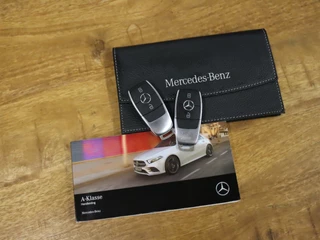 Mercedes-Benz A-Klasse Mercedes-Benz A-Klasse 180 Business Solution Luxury Line [CAMERA, APPLE CARPLAY, ANDROID, VOL LEDER, STOELVERWARMING, CRUISE, CLIMATE, NIEUWSTAAT] - afbeelding nr 23