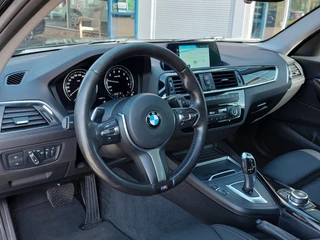 BMW 1 Serie 118i 136pk Automaat Executive Sport-Line | Origineel NL | Navi | Clima | Cruise | Bluetooth Carkit+Streaming | Led Koplampen | Licht+Regensensor | Pdc | Mistlampen | Privacy Glass | 16''lm - afbeelding nr 9