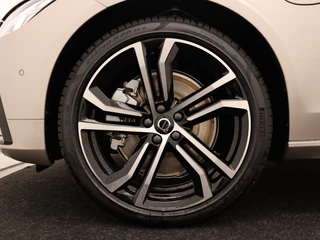 Volvo S90 Volvo S90 T8 PLUG-IN HYBRID LONG RANGE ULTIMATE DARK LUCHTVERING MASSAGE-S - afbeelding nr 8