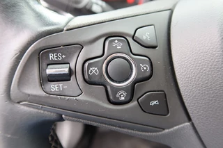 Opel Astra Opel Astra 1.0 Innovation 5drs. Clima, NAVI, Camera, Leder bekl, Stoel/stuurverwarming - afbeelding nr 14