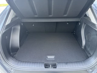 Hyundai Kona Hyundai Kona 1.6 GDI HEV Premium | Direct leverbaar | Navi | cruise control a - afbeelding nr 36