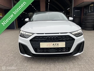 Audi A1 Sportback Audi A1 Sportback 30 TFSI 110PK S-LINE LED*CARPLAY*NAVI*PDC* - afbeelding nr 2