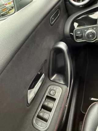 Mercedes-Benz A-Klasse Mercedes-Benz A-klasse A 200 AMG AUT NAP Widescreen Camera - afbeelding nr 29