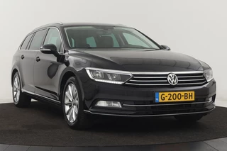 Volkswagen Passat Volkswagen Passat 1.4 TSI TSI Highline | Stoelverwarming | Carplay |  Trekhaak| Leder/Alcantara | Full LED | Navigatie | Adaptive cruise | Climate control - afbeelding nr 28