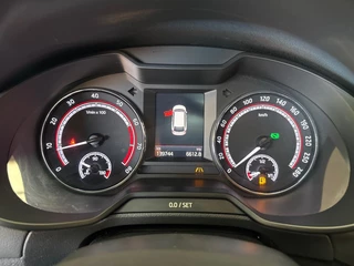 Škoda Octavia Škoda Octavia 2.0 TSI RS 245 Panodak Kuipstoel Clima Navi Cruise Incl 12Mnd Ga - afbeelding nr 25