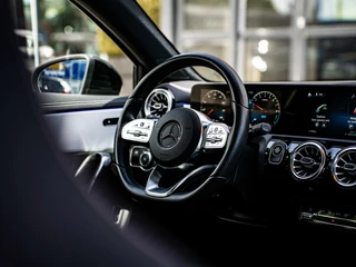 Mercedes-Benz A-Klasse Mercedes A-klasse a250e AMG|PANO|18''|CAMERA|ACC|SFEERV. - afbeelding nr 18