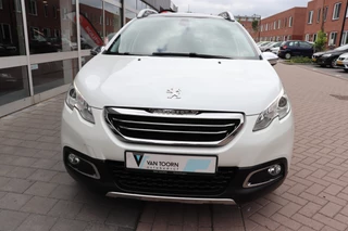 Peugeot 2008 Peugeot 2008 1.2 PureTech Allure. Navigatie, trekhaak, dealer onderhouden. - afbeelding nr 4