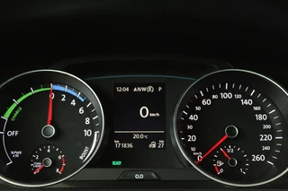 Volkswagen Golf Volkswagen Golf 1.4 TSI GTE | Panoramadak | Carplay | Full LED |  Navigatie | Sportstoelen | Climate control | Cruise control - afbeelding nr 27