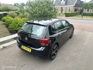 Volkswagen Polo Volkswagen Polo 1.0 TSI 95PK COMFORTLINE PARKEERSENSOREN ADAPTIVE CRUISE CONTROLE CARPLAY 17 INCH VELGEN MOOIE AUTO!! - afbeelding nr 4