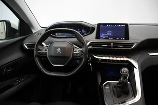 Peugeot 5008 Peugeot 5008 1.2 PureTech Executive 7 Persoons - Carplay, Cruise, Trekhaak - afbeelding nr 3