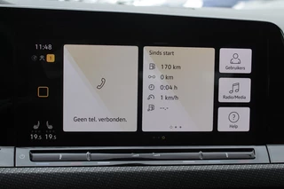 Volkswagen Golf Volkswagen Golf 1.5 eTSI R-Line / Panoramadak / Camera / Harman Kardon / Matrix LED / 18'' / Navigatie / DAB / ACC / Dodehoek / Stuurverwarming / Stoelverwarming - afbeelding nr 22