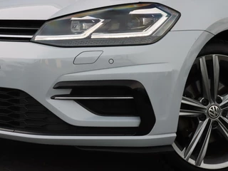 Volkswagen Golf Volkswagen Golf 1.4 TSI 150PK Highline 3x R-line Panoramadak - afbeelding nr 53