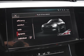 Audi e-tron Audi e-tron e-tron 50 quattro Launch edition Black 71 kWh Pano Lane ACC Luchtvering - afbeelding nr 35