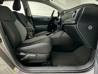 Toyota Auris Toyota Auris 1.8 Hybrid Executive Navi Cruise Camera Trekh. NAP - afbeelding nr 19