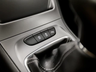 Opel Astra Opel Astra Sports Tourer 1.0 Sportline (GROOT NAVI, APPLE CARPLAY, CLIMATE, TREKHAAK, XENON, SPORTSTOELEN, BLUETOOTH, CRUISE CONTROL, NIEUWSTAAT) - afbeelding nr 11