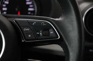 Audi Q2 Audi Q2 35 TFSI Sport | Trekhaak | Camera | Navigatie |  Sportstoelen | Climate control | PDC | Cruise control | Bluetooth - afbeelding nr 17