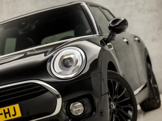 MINI Clubman Automaat (PANORAMADAK, GROOT NAVI, LEDER, STOELVERWARMING, SPORTSTOELEN, HARMAN/KARDON, LED KOPLAMPEN, KEYLESS, GETINT GLAS, NIEUWE APK, NIEUWSTAAT) - afbeelding nr 17