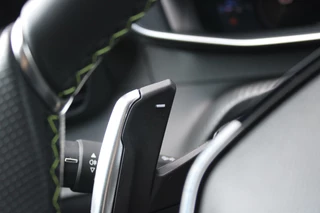 Peugeot 2008 Peugeot 2008 1.2 130PK AUTOMAAT GT PACK | NAVIGATIE | FULL LED KOPLAMPEN | DRAADLOZE APPLE CARPLAY/ANDROID AUTO | ADAPTIVE CRUISE CONTROL | CAMERA VOOR + ACHTER | CLIMATE CONTROL | LICHTMETALEN VELGEN 17