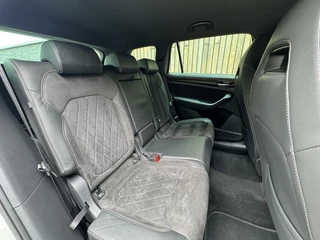 Škoda Kodiaq Skoda Kodiaq 1.5 TSI Sportline Automaat | Trekhaak uitklapbaar | Grootscherm navigatiesysteem | Stoelverwarming | Adaptieve cruise control | Dode hoek detectie | Canton HiFi | LED | Achteruitrijcamera | Parkeersensoren voor en achter - afbeelding nr 46