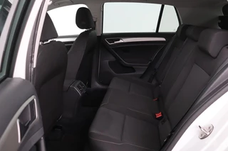 Volkswagen Golf Volkswagen Golf 1.0 TSI Comfortline | Navigatie |  Climate control | Bluetooth | Cruise control - afbeelding nr 6