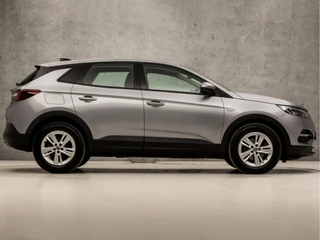 Opel Grandland X Opel Grandland X 1.2 Turbo Edition (APPLE CARPLAY, GROOT NAVI, LEDER, CRUISE, SPORTSTOELEN, PARKEERSENSOREN, LANE ASSIST, NIEUWE APK, NIEUWSTAAT) - afbeelding nr 4
