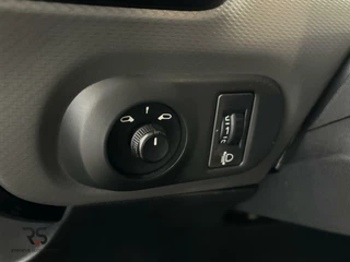 Citroën C4 Cactus Citroen C4 Cactus 1.2 110 pk Business | Navi | PDC | Cruise | CarPlay | DAB+ | Org. NLD. | - afbeelding nr 20