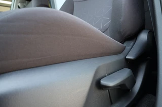 Toyota RAV4 Toyota RAV4 2.5 Hybrid 218PK Dynamic Automaat | Apple CarPlay & Android Auto - afbeelding nr 15