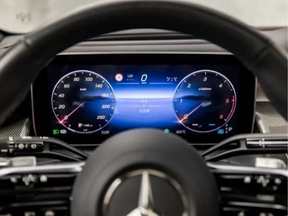 Mercedes-Benz GLC 270Pk Automaat (FULL OPTION, PANORAMADAK, LUCHTVERING, APPLE CARPLAY, HEAD-UP DISPLAY, COMFORTSTOELEN, 360 CAMERA, LASER KOPLAMPEN, MEMORY SEATS, TREKHAAK ELEKTRISCH, TREEPLANKEN, NIEUWSTAAT) - afbeelding nr 21