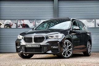 BMW X1 BMW X1 xDrive25e M-Sport M-Pakket /LED/PANODAK/ACC/HUD/HARMAN-KARDON/CAMERA/KEYLESS! - afbeelding nr 1