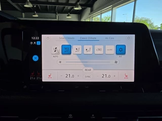 Volkswagen Golf Volkswagen Golf 1.4 eHybrid GTE / Dealer Onderhouden / IQ Light / Stoelverwarming / CarPlay - afbeelding nr 8