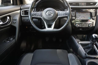 Nissan QASHQAI Nissan QASHQAI 1.2 N-Connecta NL AUTO | NAP | Panoramadak | 360 camera | Lane Departure | Premium Pearl White Parelmoer | Navi | Blue Tooth + DAB | Keyless - afbeelding nr 22