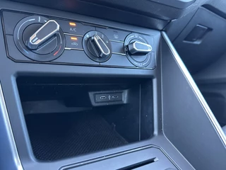Volkswagen Polo Volkswagen Polo 1.0TSI Life 95PK | Camera | Carplay - afbeelding nr 32