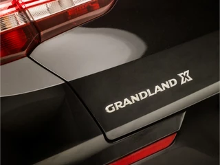 Opel Grandland X (APPLE CARPLAY, GROOT NAVI, STUUR/STOELVERWARMING, CAMERA, LEDER, SPORTSTOELEN, LED KOPLAMPEN, PARKEERSENSOREN, NIEUWE APK, NIEUWSTAAT) - afbeelding nr 31